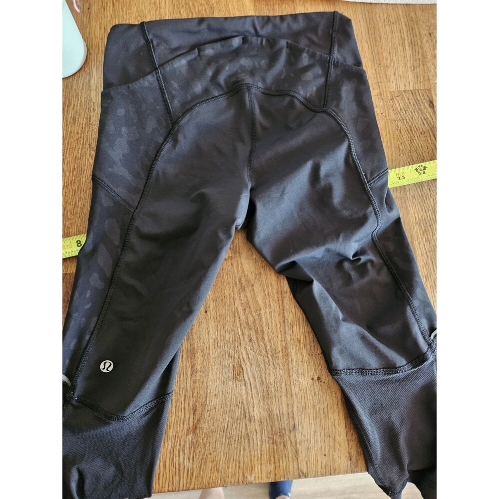 Lululemon Women's Quarter Leggings Lot of 2.  Size 4. Great Condition Athleisure